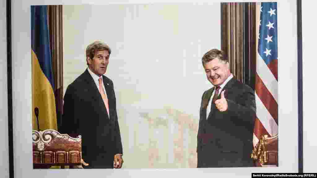 Одна зі світин на політичну тематику: «Різниця температур» Руслана Канюка