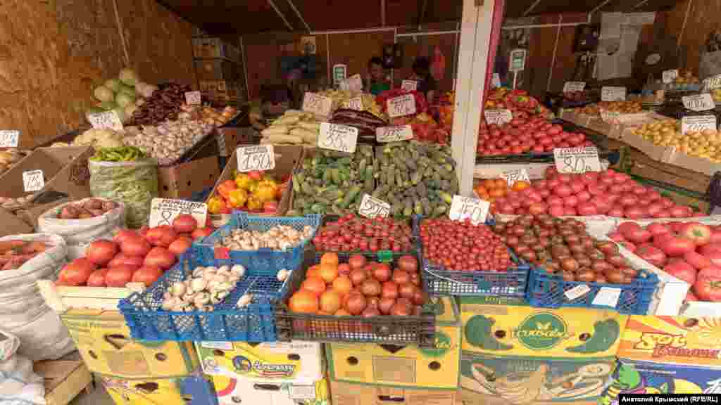 Торговцы уверяют, что это все – крымское