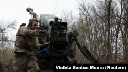 Артилеристи НГУ України тримають лінію оборони під Покровськом. Фото від 6 квітня 2025 року
