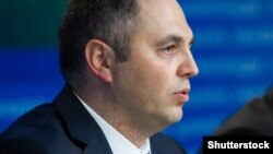 Андрій Портнов, радник президента України Віктора Януковича, під час брифінгу. Київ, 31 жовтня 2013 року