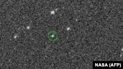 Зображення астероїда Бенну з космічного апарата OSIRIS-REx, серпень 2018 року