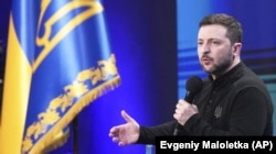 В угоді сказано, що вона підлягає затвердженню Верховною Радою України, але про підписання Конгресом не йдеться