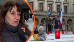 «Мені тричі довелося рятуватися». У Празі вшанували памʼять жертв удару по театру в Маріуполі (відео) «Мені тричі довелося рятуватися». У Празі вшанували памʼять жертв удару по театру в Маріуполі (відео)