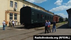 Новий вагон для бійців, які супроводжують військову техніку, від «Укрзалізниці»
