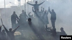 Ливийская оппозиция верит в победу над Каддафи. Каддафи продолжает сопротивляться