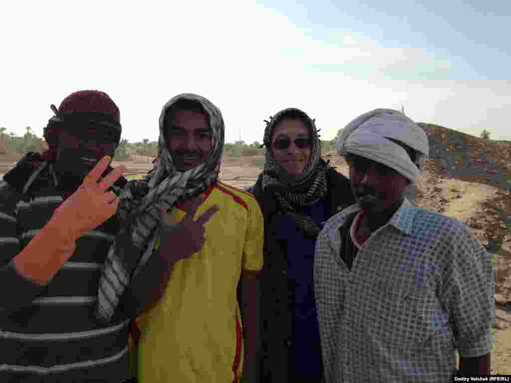 Рабочие на руинах Дефуффы – центра древнего царства Кермы