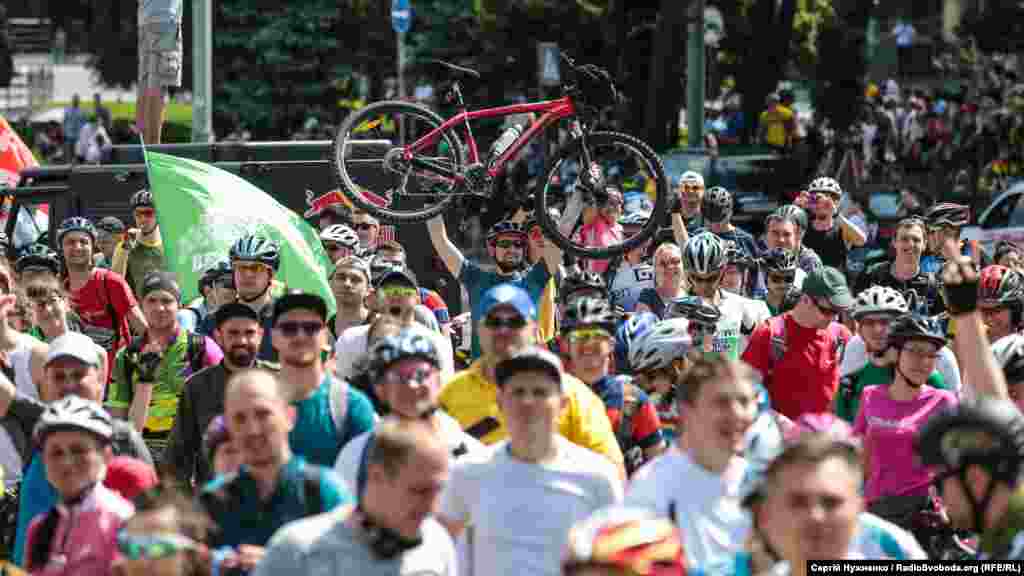 ...фінішувавши на Трухановому острові в Парку «Муромець»