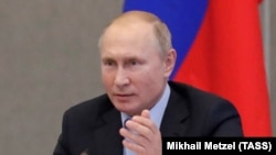 Президент Росії Володимир Путін регулярно відвідує окупований півострів, фото листопада 2018 року