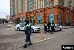 Поліція Москви біля житлового комплексу, де прогримів вибух. Росія, 3 лютого 2025 року