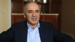 Лицом к событию. "У власти в России не социалисты, а "сицилисты".  Лицом к событию. "У власти в России не социалисты, а "сицилисты".