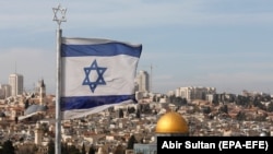 В Ізраїлі завершують дослідження щодо ефективності вакцини Pfizer для дітей 12–16 років. Після цього країна почне досліджувати ефективність вакцини для дітей 8–12 років