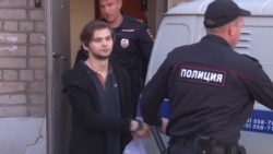 В России арестовали блогера за пойманного в Храме на Крови покемона (видео) В России арестовали блогера за пойманного в Храме на Крови покемона (видео)