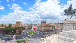 Рим Муссолини. Рассказывает писатель Александра Петрова Рим Муссолини. Рассказывает писатель Александра Петрова