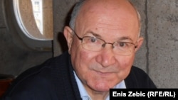 Pitanje manjina uvijek treba biti na dnevnom redu u razgovorima Hrvatske i Srbije: Mate Granić