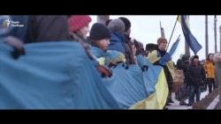 Кияни об'єднали два береги Дніпра (відео) Кияни об'єднали два береги Дніпра (відео)