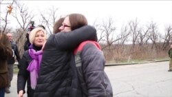 «Я відвикла від нормального життя» – Варфоломеєва після звільнення з полону (відео) «Я відвикла від нормального життя» – Варфоломеєва після звільнення з полону (відео)