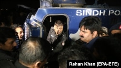 سپریم کورټ د جنورۍ پر ۱۰مه پر راو انوار د سفري بندیز امر پر ځای وساته