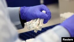 Українська влада зазначає, що в окупації залишилося достатньо тестів на COVID-19