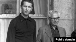 Українського літературознавць Олекса Мишанич і руснацький письменник з Югославії Михайло Ковач (проворуч)