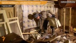 Одесити прибирають занедбані бомбосховища Одесити прибирають занедбані бомбосховища