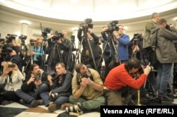 Prema ovogodišnjem izveštaju, Srbija je pala za deset mesta na listi medijskih sloboda, sada je na 76. mestu od ukupno 180 ispitanih zemalja