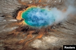 Горячие источники – отражение вулканической активности. Йеллоустоун, США