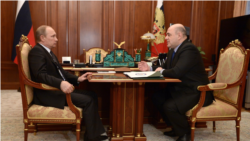 Ruski predsednik Vladimir Putin i Mihail Mišustin