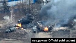 Разбитая российская военная колона в Украине, иллюстрационное фото