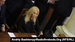 Депутат від Партії регіонів, співачка Таїсія Повалій, Київ, 12 грудня 2012 року