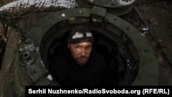 Танкісти 5-ї окремої важкої механізованої бригади на Leopard 1A5 на позиціях, Донецька область, лютий 2025 року