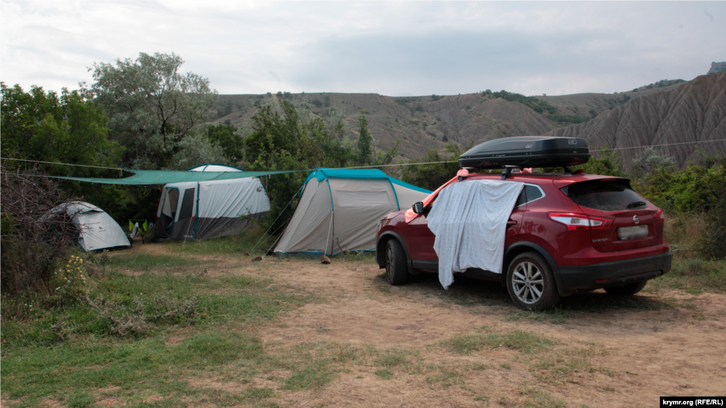 Палаточный лагерь в «зеленке»