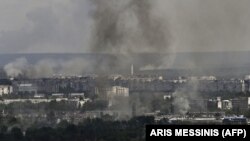 Дим над Сєвєродонецьком під час бойових дій, 14 червня 2022 року