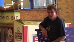 Кто месяцами живет на админгранице с Крымом? Кто месяцами живет на админгранице с Крымом?