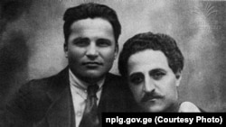 Сергей Киров (слева) и Серго Ордженикидзе