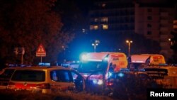 Поліція заблокувала місце нападу на площі Шведенплатц у центрі Відня, Австрія, 2 листопада 2020 року