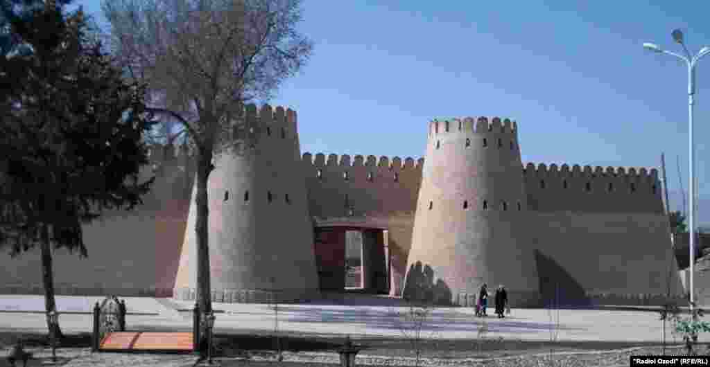 Ҷашни расмии Наврӯзи имсол бо иштироки президент Раҳмон дар Қалъаи Хуҷанд баргузор мешавад 