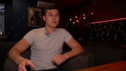 Дети приговоренной сепаратистами на Донбассе к 11 годам тюрьмы ждут обмена пленными Дети приговоренной сепаратистами на Донбассе к 11 годам тюрьмы ждут обмена пленными