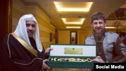 Глава Чечни Рамзан Кадыров и генсек Всемирной исламской лиги Мухаммад аль-Иса в Чечне