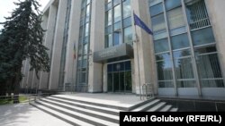 Уряд Молдови (на фото) відкидає звинувачення у шпигунстві на адресу громадян країни