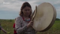 Желтый блин, священная ель... Желтый блин, священная ель...