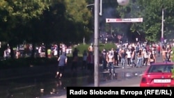 Демонстрация албанцев в Скопье (Македония) 4 июля 2014 года