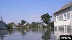 Паводок у селі Гірське, що у Миколаївському районі на Львівщині, 30 червня 2008 р.