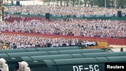 Двоступеневі китайські міжконтинентальні балістичні ракети на військовому параді у Пекіні. Головними гостями параду стали Путін і Кім Чен Ин. 3 вересня 2025 року