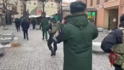 антимигрантский рейд в Петербурге.MP4 антимигрантский рейд в Петербурге.MP4