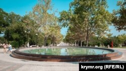 Фонтан в парке Победы, Севастополь, 20 августа 2019 год