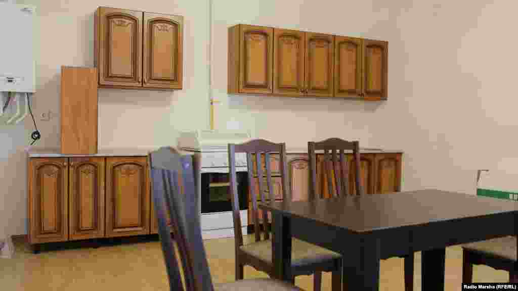 Мебель в домах разноообразная