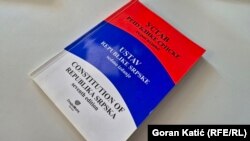 Ustav Republike Srpske do danas je pretrpio 122 amandmana, a posljednji put je mijenjan 2011. godine.