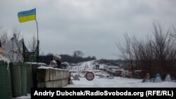 Раніше українська делегація повідомила, що український військовий отримав поранення через обстріл в районі Золотого вдень 25 січня