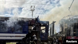 Удар по вокзалу в Шостке (архивное фото)