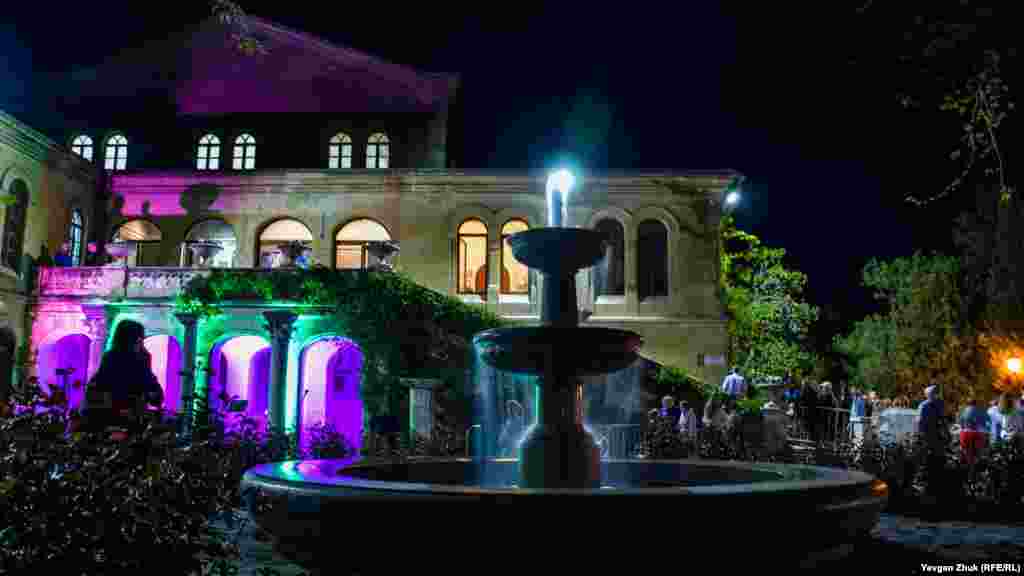 Фонтан в Византийском дворике 